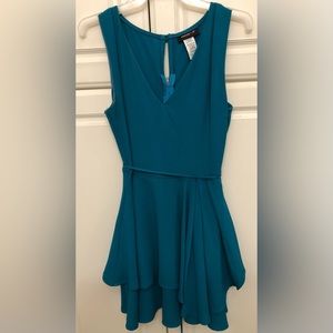 Tweeze me turquoise dress size 3.